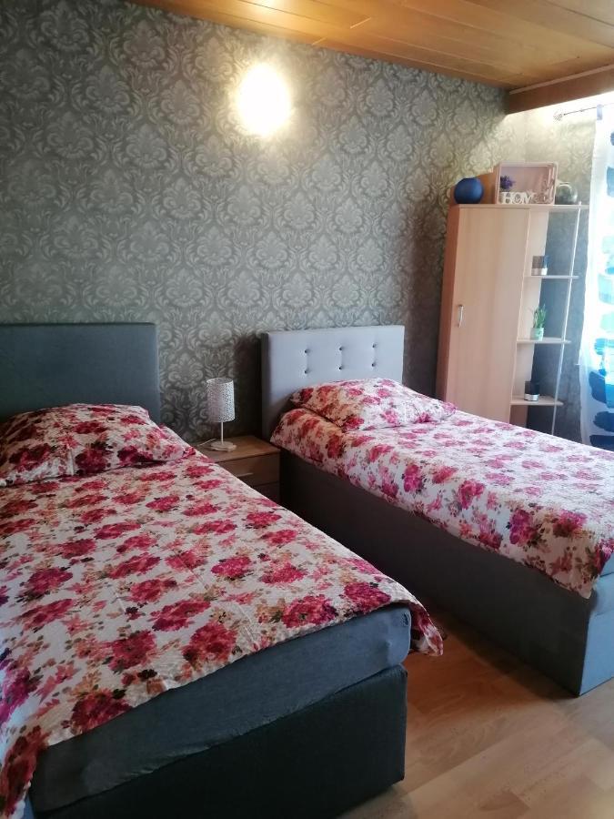 Ferienwohnung Gabry 자를루이 외부 사진